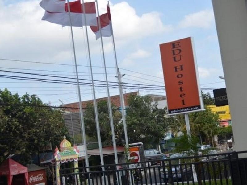 Edu Hostel Yogyakarta Ngoại thất bức ảnh