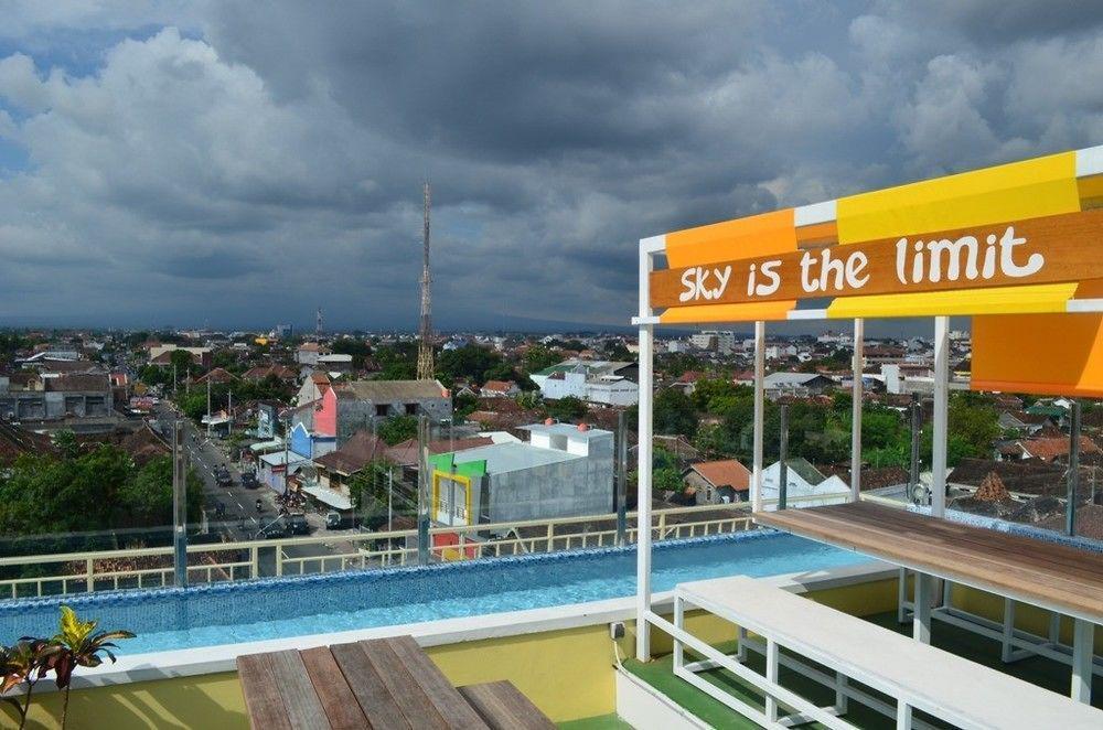 Edu Hostel Yogyakarta Ngoại thất bức ảnh