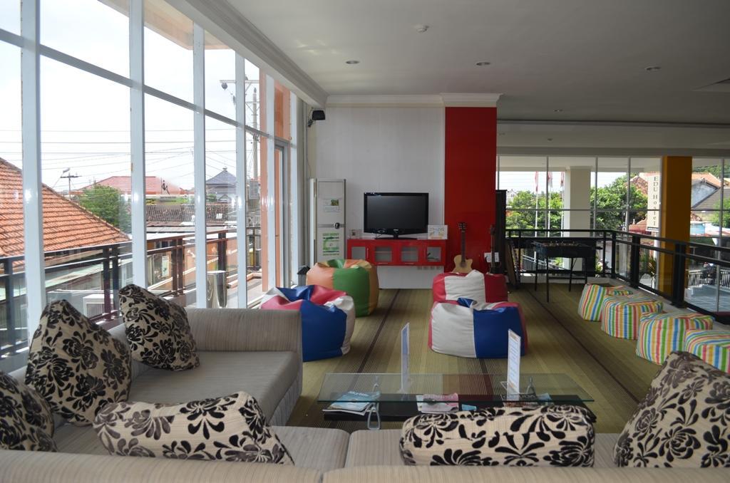 Edu Hostel Yogyakarta Ngoại thất bức ảnh